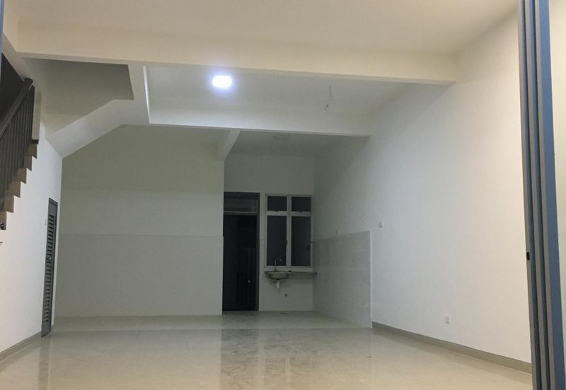 Taman Warisan Puteri, Precient 6/Sikamat,Seremban,Double Storey