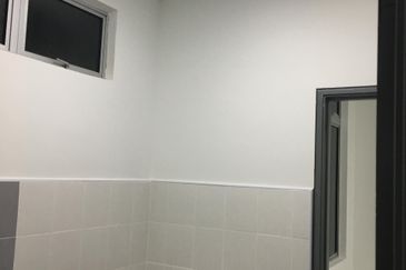 Taman Warisan Puteri Precint 6,2-Storey Terraced House