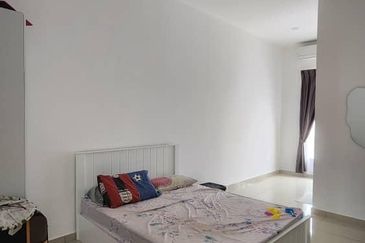 Damaris @ Ara Sendayan