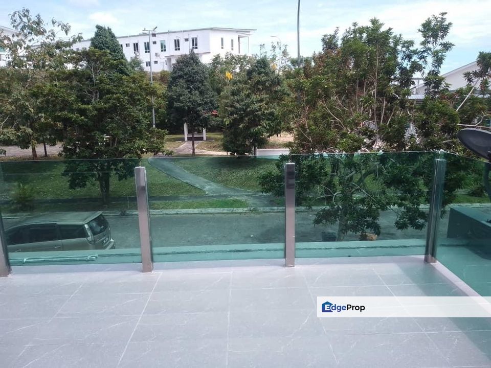 Nusari Bayu 3 Double Storey Terrance with kitchen cabinet & backyard , Negeri Sembilan, Seremban