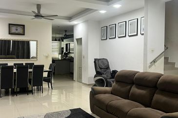 HIJAYU 3B @ BANDAR SRI SENDAYAN