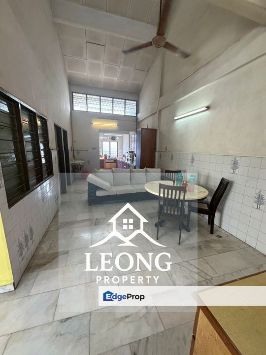 Taman Desa Rasah Nice Location Single Storey End Lot For Sale, Negeri Sembilan, Seremban