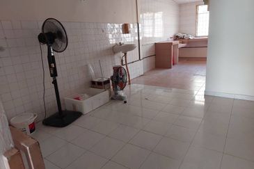 Seremban Mantin Freehold Double storey house 20X70 for sale