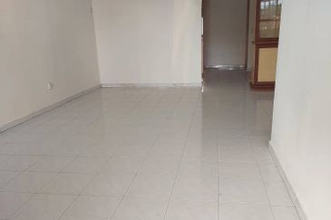 Seremban Mantin Freehold Double storey house 20X70 for sale