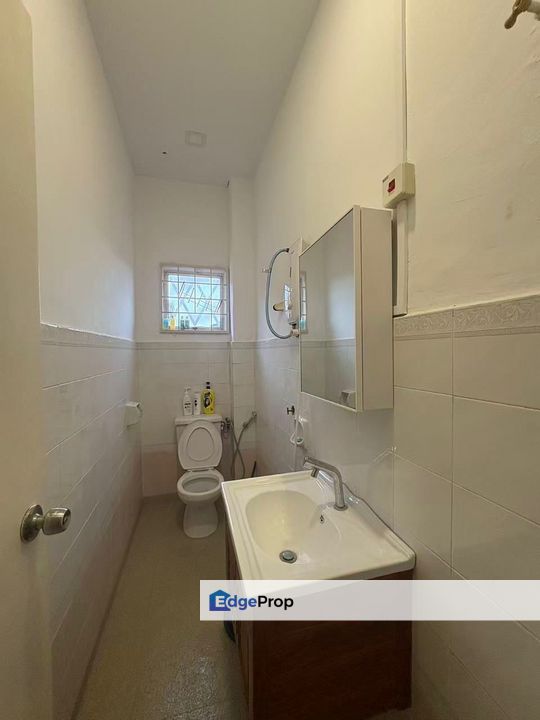 Rasah Kemayan Seremban 2 Double Storey Semi D Move in Condition For Sale, Negeri Sembilan, Seremban