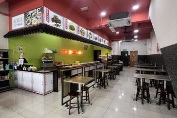 Oakland Commercial Centre