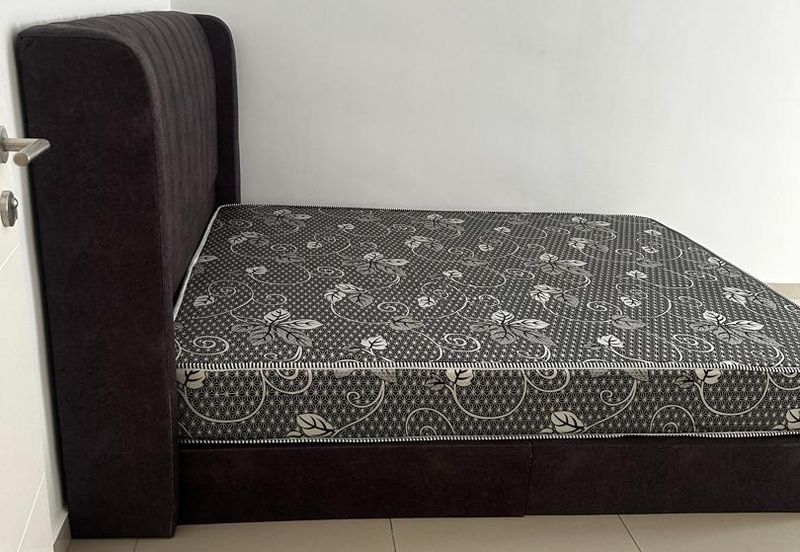 Sendayan Bayu,Sutera Lyra