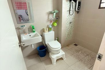 Taman Hijayu 3,Sendayan,Double Storey for rent