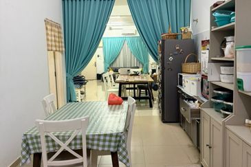 Taman Hijayu 3,Sendayan,Double Storey for rent