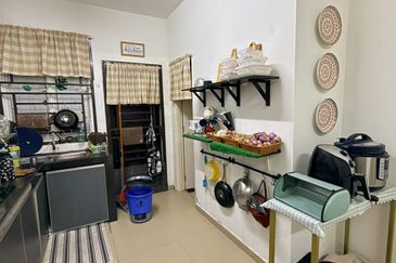 Taman Hijayu 3,Sendayan,Double Storey for rent