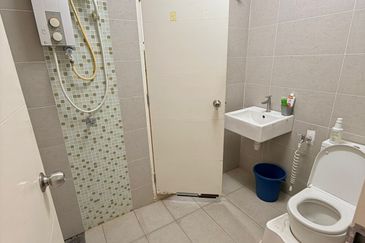 Taman Hijayu 3,Sendayan,Double Storey for rent