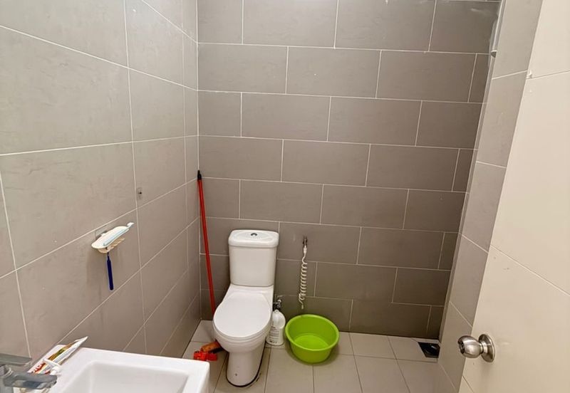 Taman Hijayu 3,Sendayan,Double Storey for rent