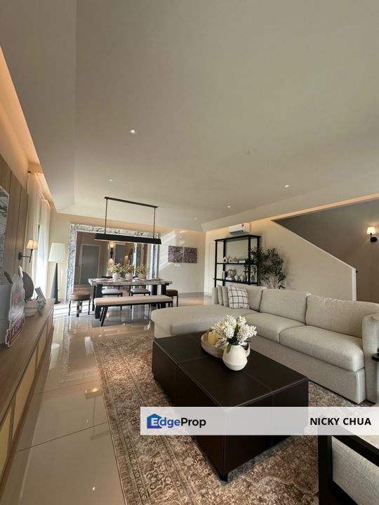 Ready Showroom House for Sale | Seremban 2 Township, Negeri Sembilan, Seremban