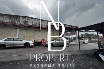 Taman Widuri Indah Senawang Corner Shop Lot To Rent