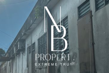 Taman Widuri Indah Shop lot intermediate to rent  