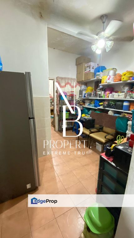 𝐓𝐚𝐦𝐚𝐧 𝐌𝐞𝐫𝐩𝐚𝐭𝐢 𝐒𝐞𝐧𝐚𝐰𝐚𝐧𝐠  𝐃𝐨𝐮𝐛𝐥𝐞 𝐬𝐭𝐨𝐫𝐞𝐲 𝐭𝐞𝐫𝐫𝐚𝐜𝐞, Negeri Sembilan, Seremban