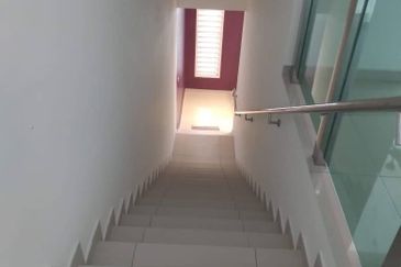 HIJAYU 3A @ BANDAR SRI SENDAYAN