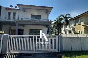 Double Storey semi-D ,Lukut,Renovated 
