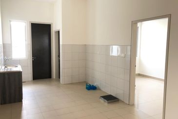 Bandar Ainsdale S2 Height Double Storey For Rent