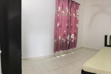 Safira Apartment, Seremban 2