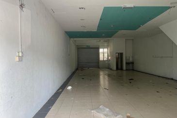 Sri Pinang Seremban Ground Floor Shop For Rent 