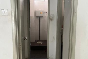 Sri Pinang Seremban Ground Floor Shop For Rent 