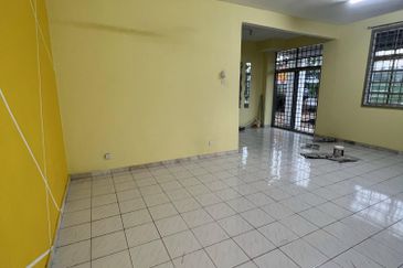 TAMAN BUKIT KEPAYANG C