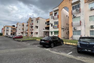 CENTRAL PARK (SEREMBAN 2)