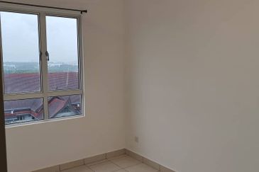 Safira Apartment, Seremban 2