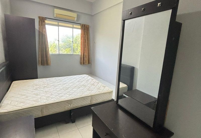 LE COURTS DESA TAMBUN