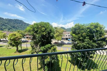 LE COURTS DESA TAMBUN