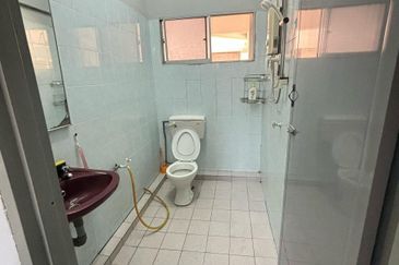 LE COURTS DESA TAMBUN