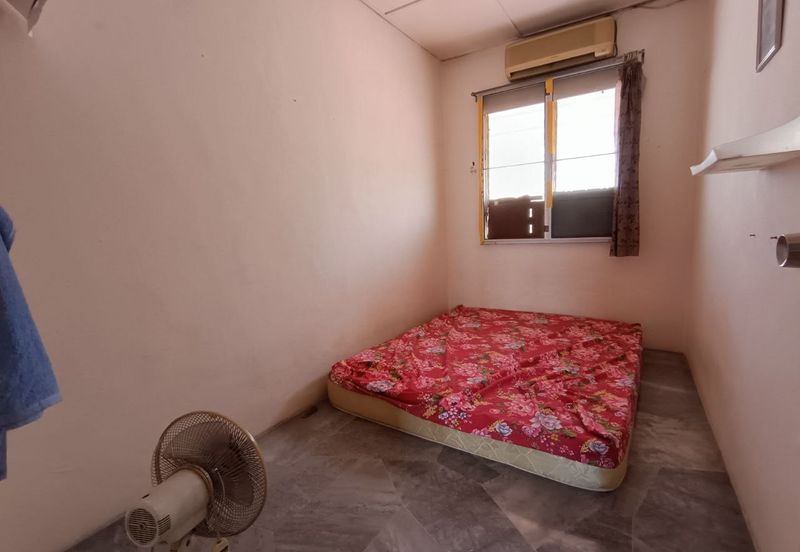 TAMAN BANDAR BARU MENGLEMBU