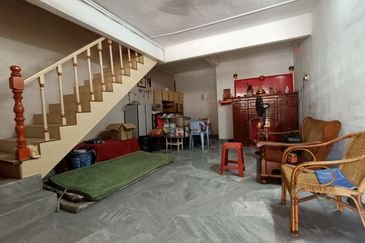 TAMAN BANDAR BARU MENGLEMBU