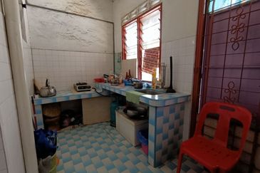 TAMAN BANDAR BARU MENGLEMBU