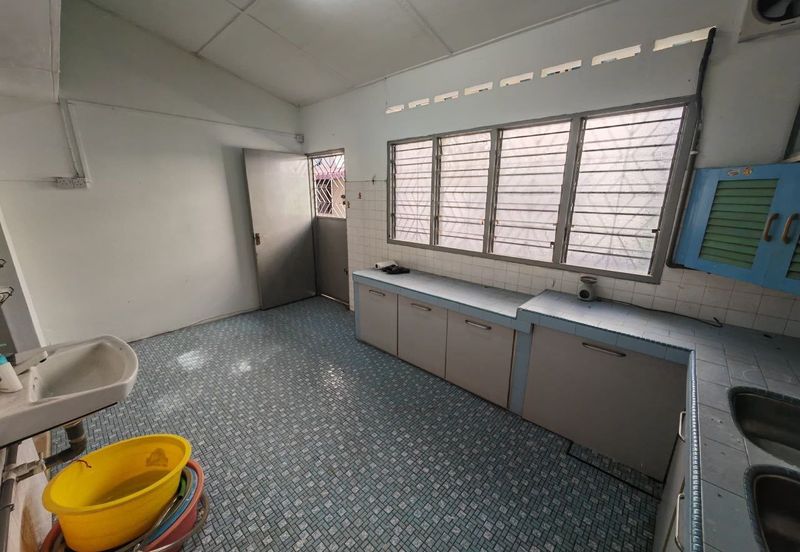 Taman Pengkalan Barat