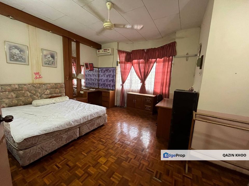 Gunung Rapat Taman Saikat Ipoh Double Storey Terrace House, Perak, Kinta