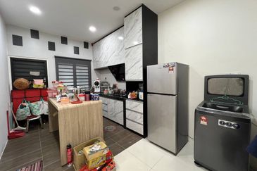 ARENA TASEK PERTAMA (TASEK AVENUE)