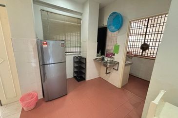 LE COURTS DESA TAMBUN