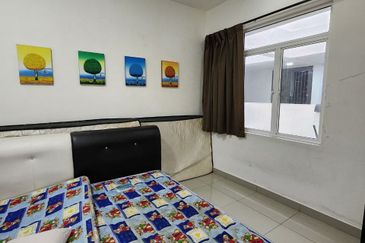 THE MAJESTIC (IMPERIAL & MAJESTIC)