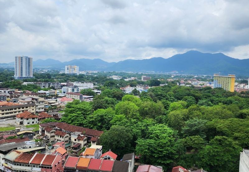 THE MAJESTIC (IMPERIAL & MAJESTIC)