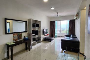 THE MAJESTIC (IMPERIAL & MAJESTIC)