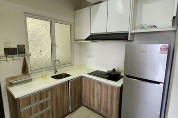 THE MAJESTIC (IMPERIAL & MAJESTIC)