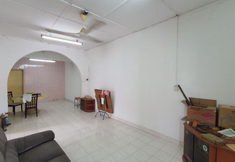 TAMAN HILLVIEW, IPOH