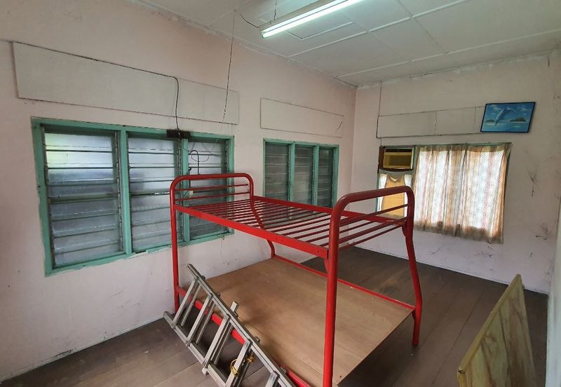 TAMAN HILLVIEW, IPOH