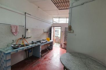 TAMAN HILLVIEW, IPOH