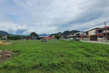 TAMAN HILLVIEW, IPOH