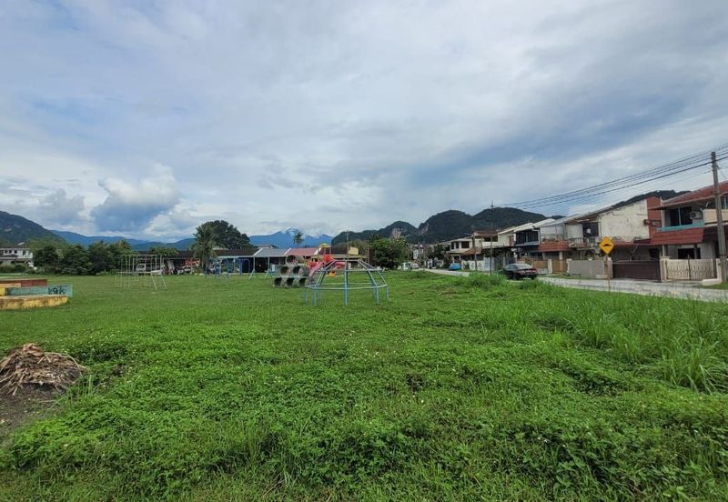 TAMAN HILLVIEW, IPOH