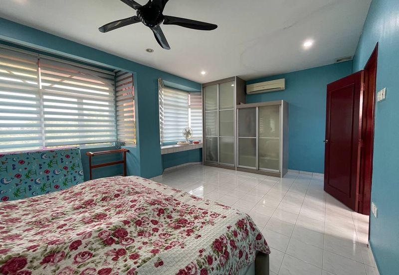 Taman Pengkalan Barat