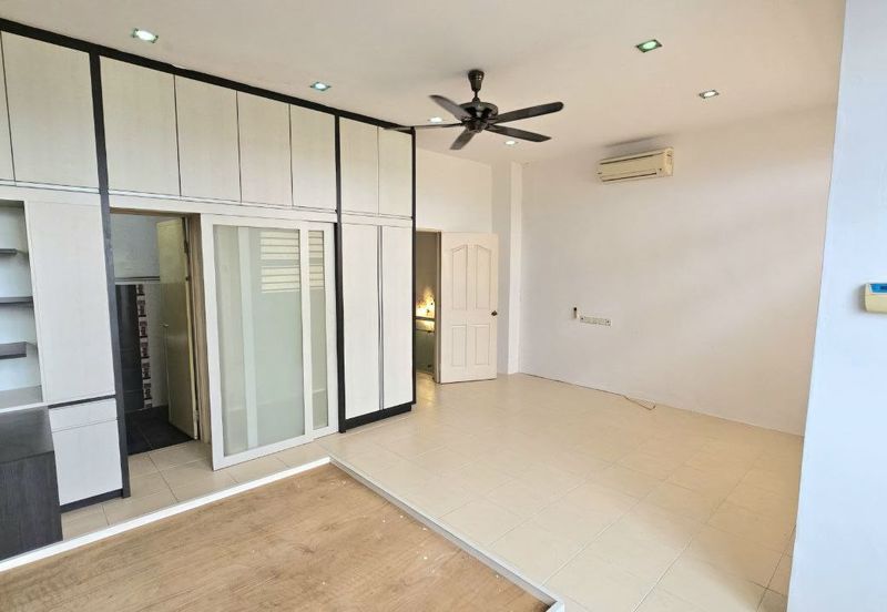 Panorama Lapangan Perdana